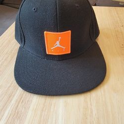 Youth Jordan hat Brand New