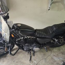 2022 Harley-Davidson Iron 883