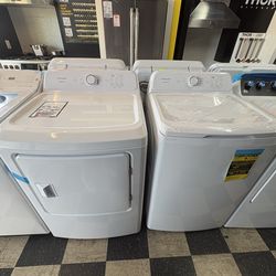 April Blowout Sale 🚨Frigidaire Washer/ Gas Dryer Set