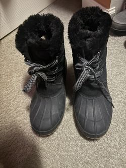 Girls Snow Boots Size 8