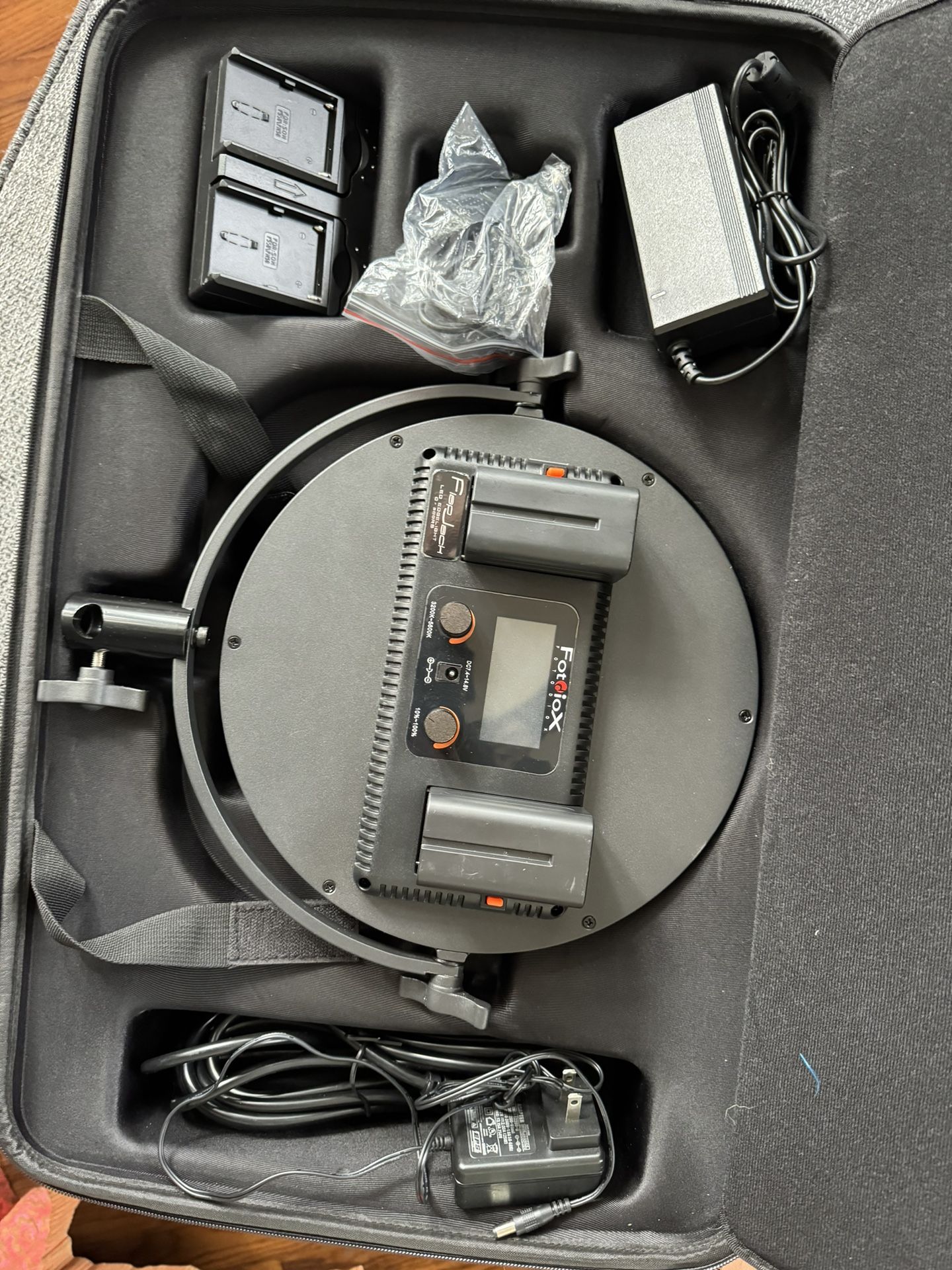 Fotodiox Pro Flapjack LED C 300RS Studio Light