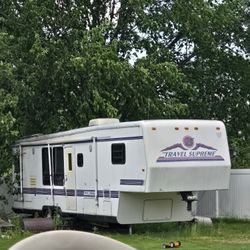 5th Wheel Camper