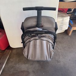 Lightweight Folding Baby Stroller – Good Condition