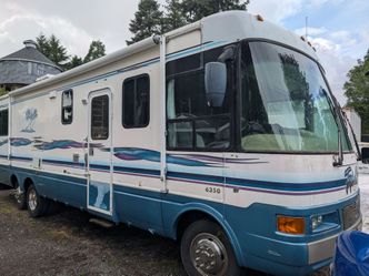 1999 Tropi Cal  36' class A RV