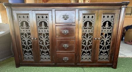 Vintage Buffet Table