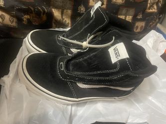 Kids. Vans. Size 4