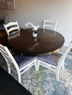 Ashley dining table and 4 chairs good condition