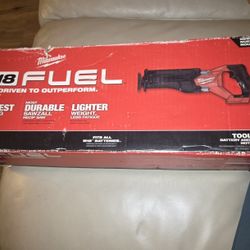 Milwaukee
M18 FUEL GEN-2 18V Lithium-Ion Brushless Cordless SAWZALL Reciprocating Saw (Tool-Only)
