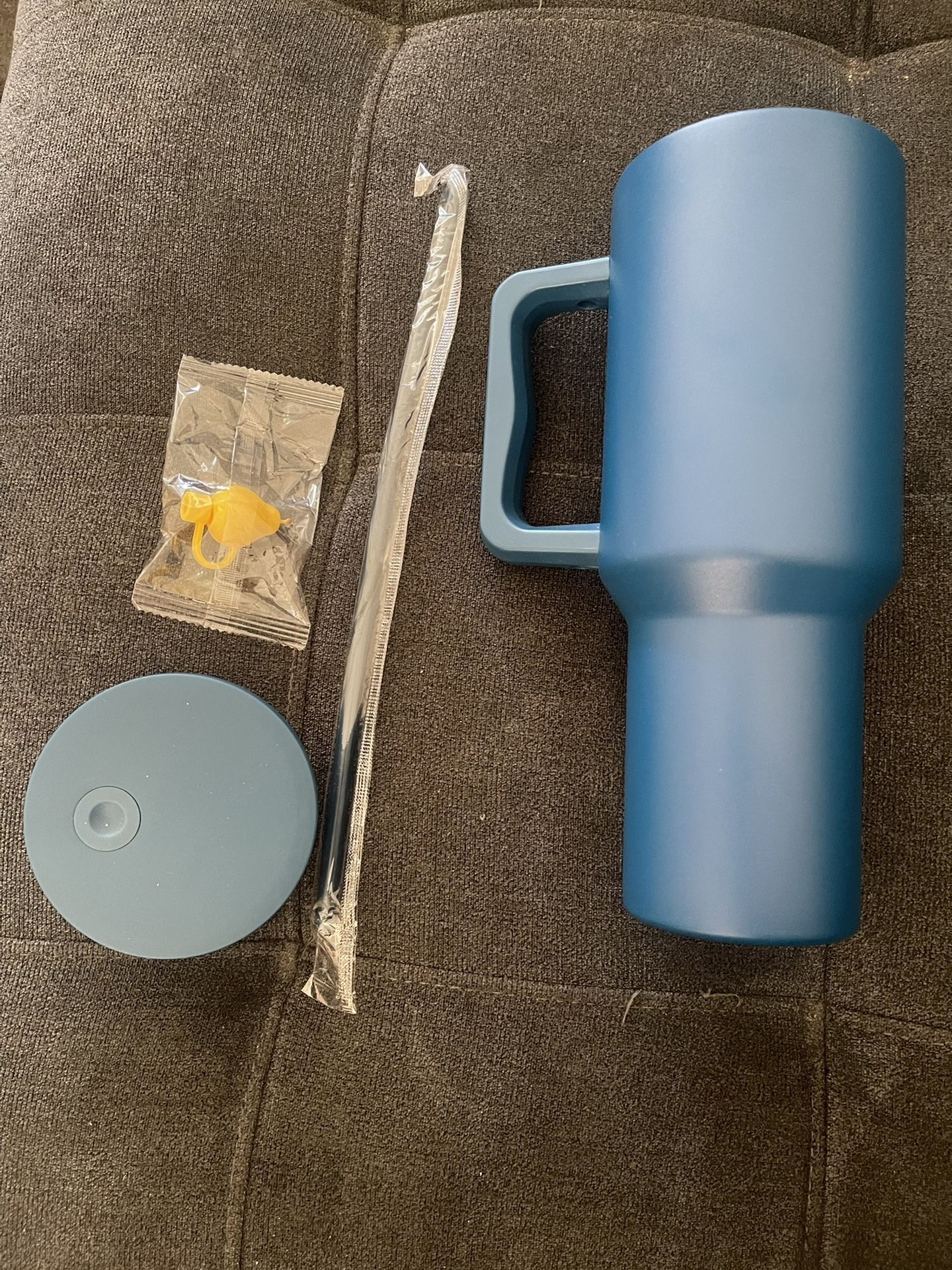 40 Oz Tumbler With Straw