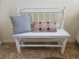 Chic white bench