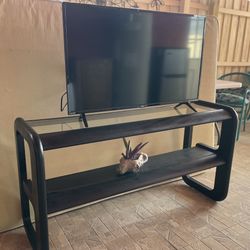 Roku TV 40” Brand New