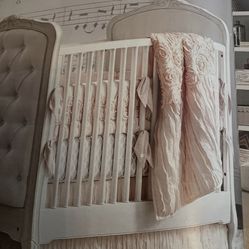 RESTORATION HARDWARE Crib Bedding 