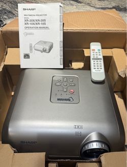 SHARP XR-10x Dlp Projector