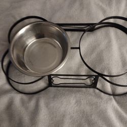 Dog Bowl Holder