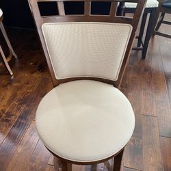 Bar Stool Swivel, beautiful, excellent condition