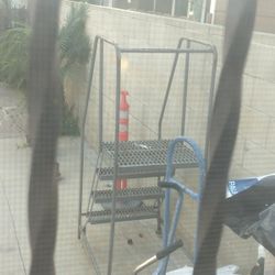 4step Rolling Ladder 