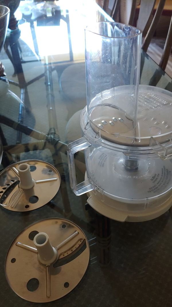 NuTone builtin blender food processor for Sale in Rancho Santa Fe, CA