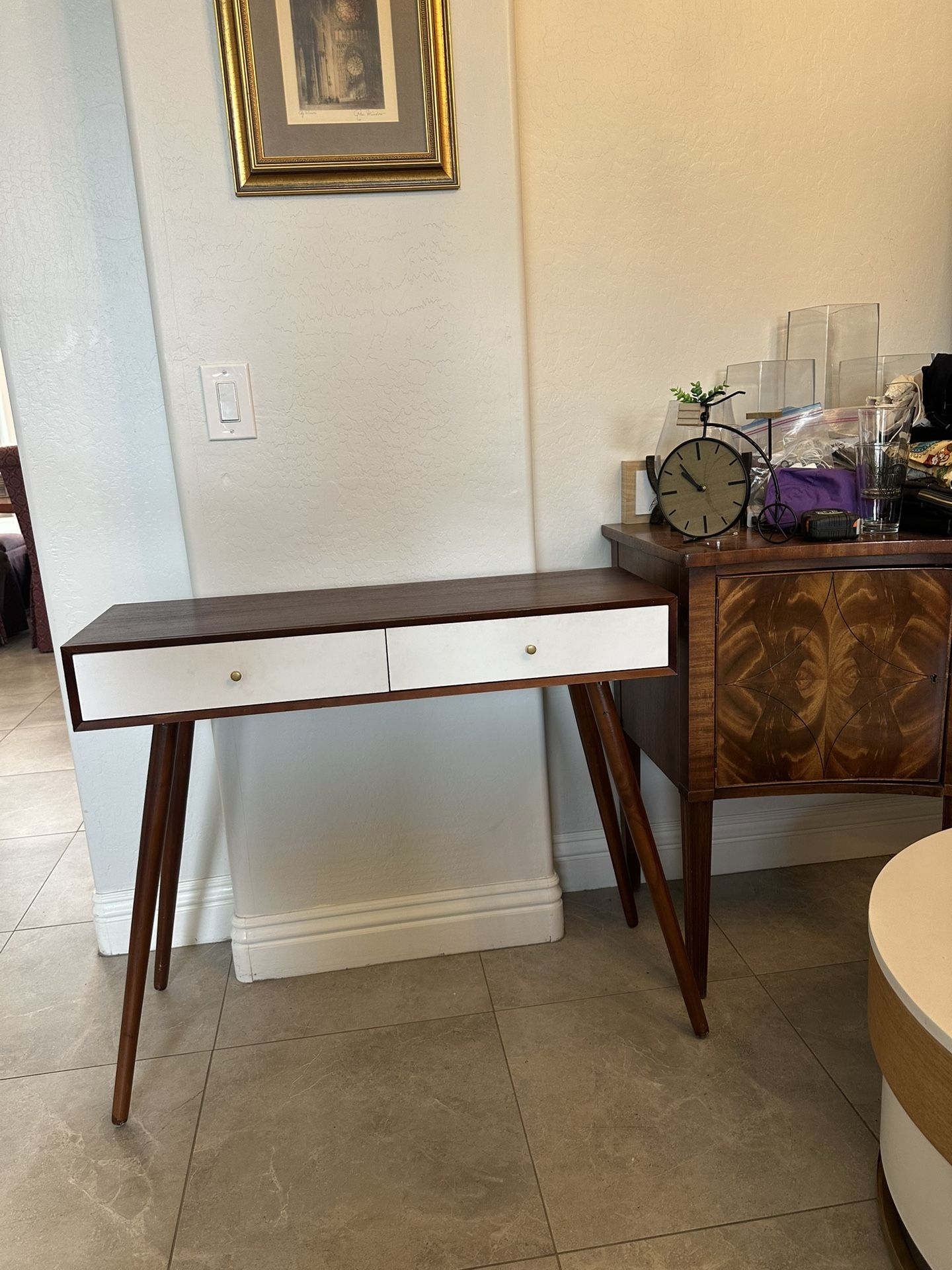 Kate & Laurel Midcentury, Retro Console, Soft Table, Entry Table 36"L x 12"D x 30.5"H