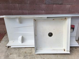 Shower walls  32x 32