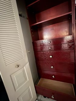 Furniture bedroom/closet