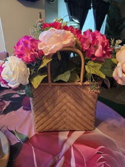 Basket flower