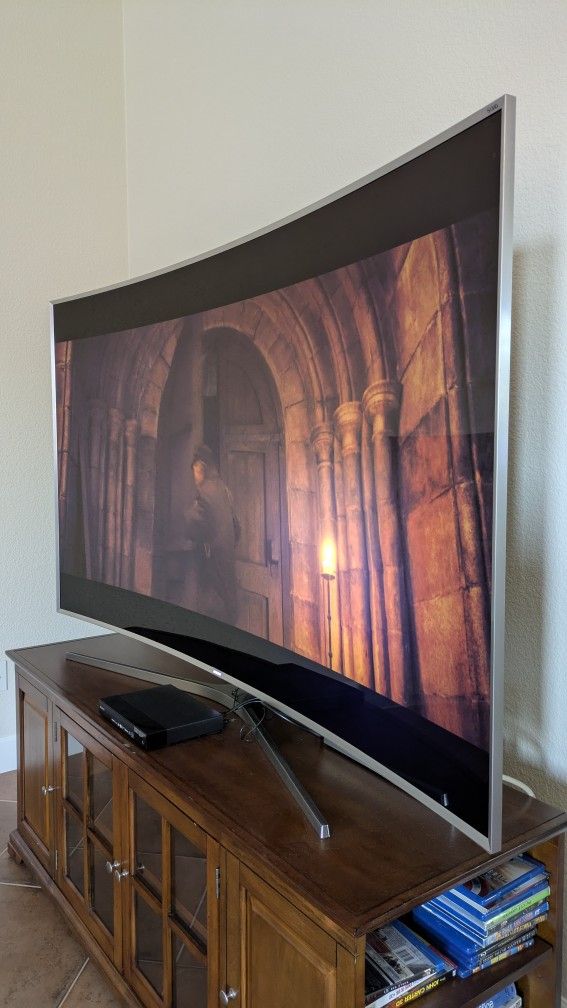 Curved Samsung 78" 3D 4K UHD UN78JS9500FXZA TV