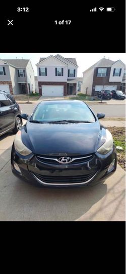 2013 Hyundai Elantra • GLS Sedan 4D