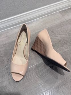 Jessica Simpson Nude Patent Peep-Toe Wedges