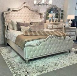 King size bed