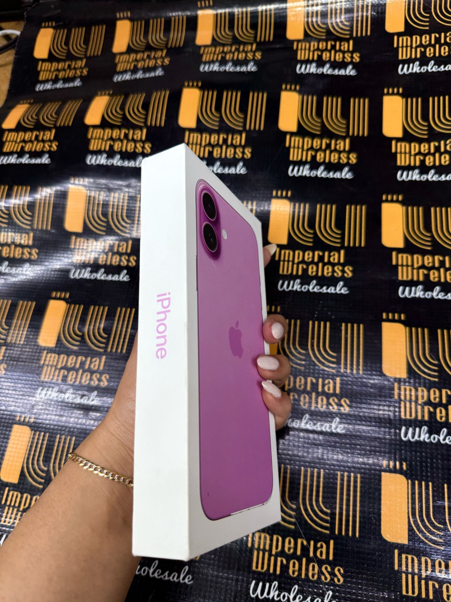iPhone 16 Plus 128GB