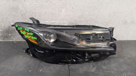 2025-2026 TOYOTA CAMRY RIGHT HEADLIGHT DOUBLE BEAM OEM USED #10278