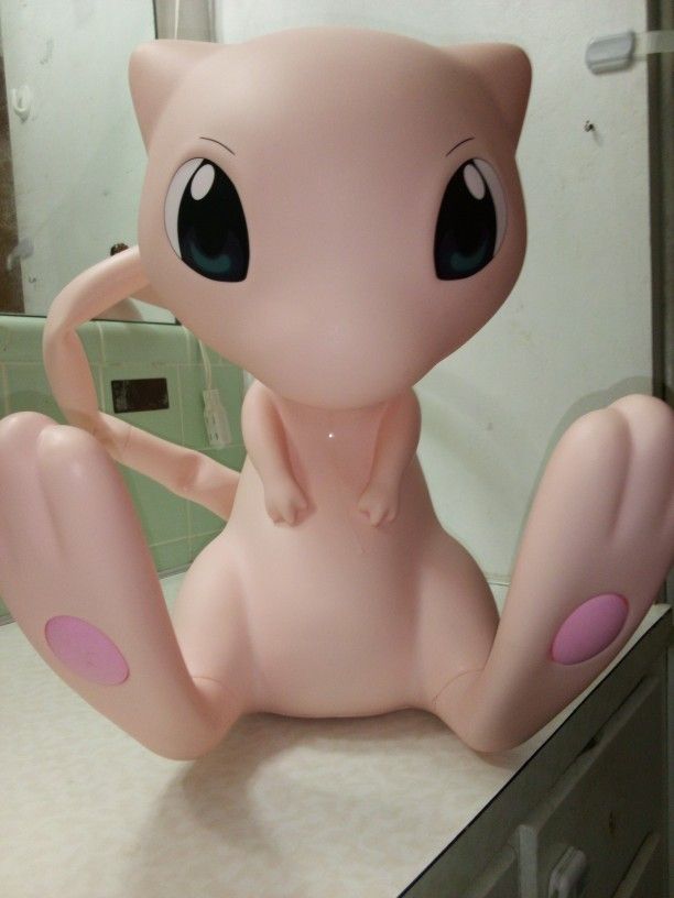 Mew Figure