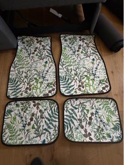 Car Floor Mat Set 4-Piece Universal Fit