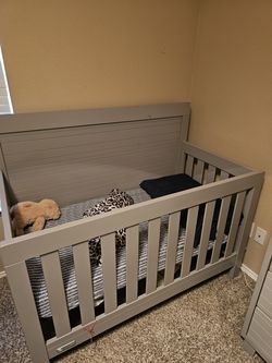BABY BED AND DRESSER