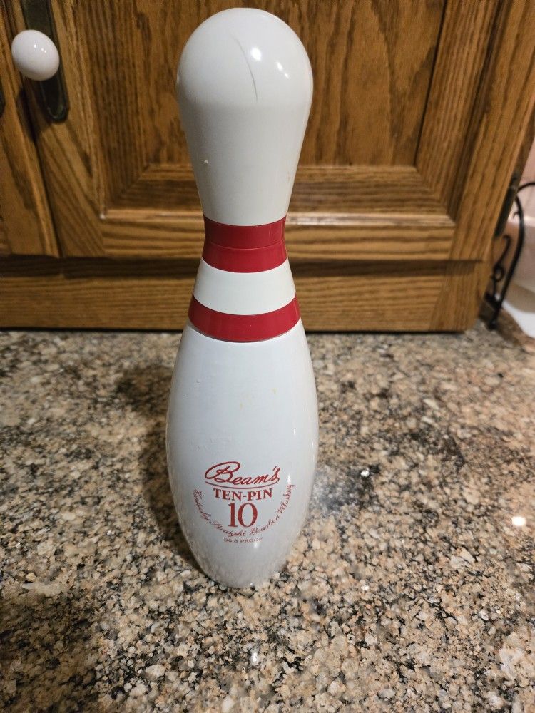 Vintage Jim Beam Bowling Pin Decantur