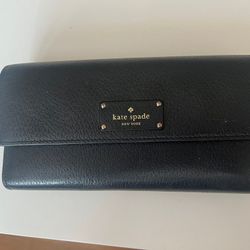 Black Kate Spade wallet 