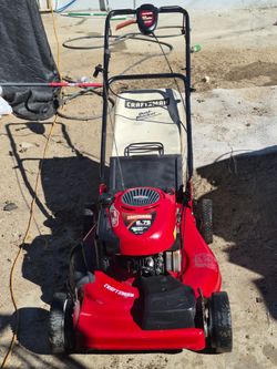 Craftman Self Prollped Law Mower In Good Working Condition