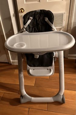 Chicco Polly Space-Saving Foldable High Chair