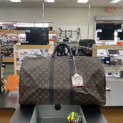 Louis Vuitton Luggage 