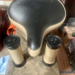 GT Dyno Tikki Taboo OG Seat And Handle Bar Grips