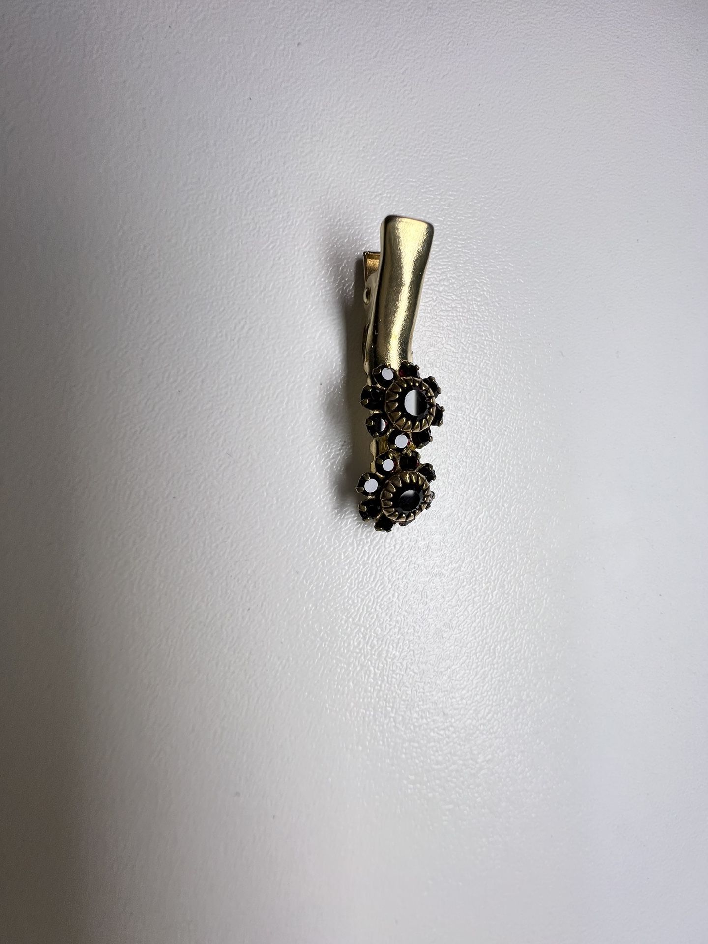 Vintage Pins 1 piece !