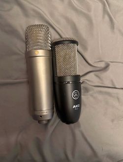 XLR Microphones Rode NT1A and AKG P220