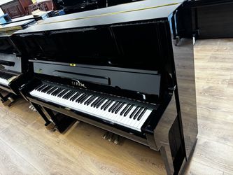 Yamaha UX1 Upright Piano