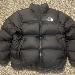 North face 700 puffer jacket