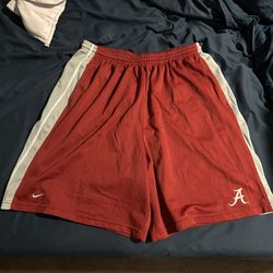 Men’s XL Alabama Crimson tide shorts