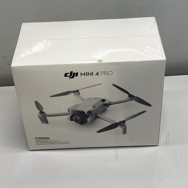 DJI Mini 4 Pro Fly More Combo