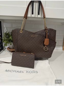 Micheal Kors Signature Tote Bag with Matching Wallet