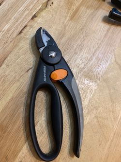 Fiskars pruners