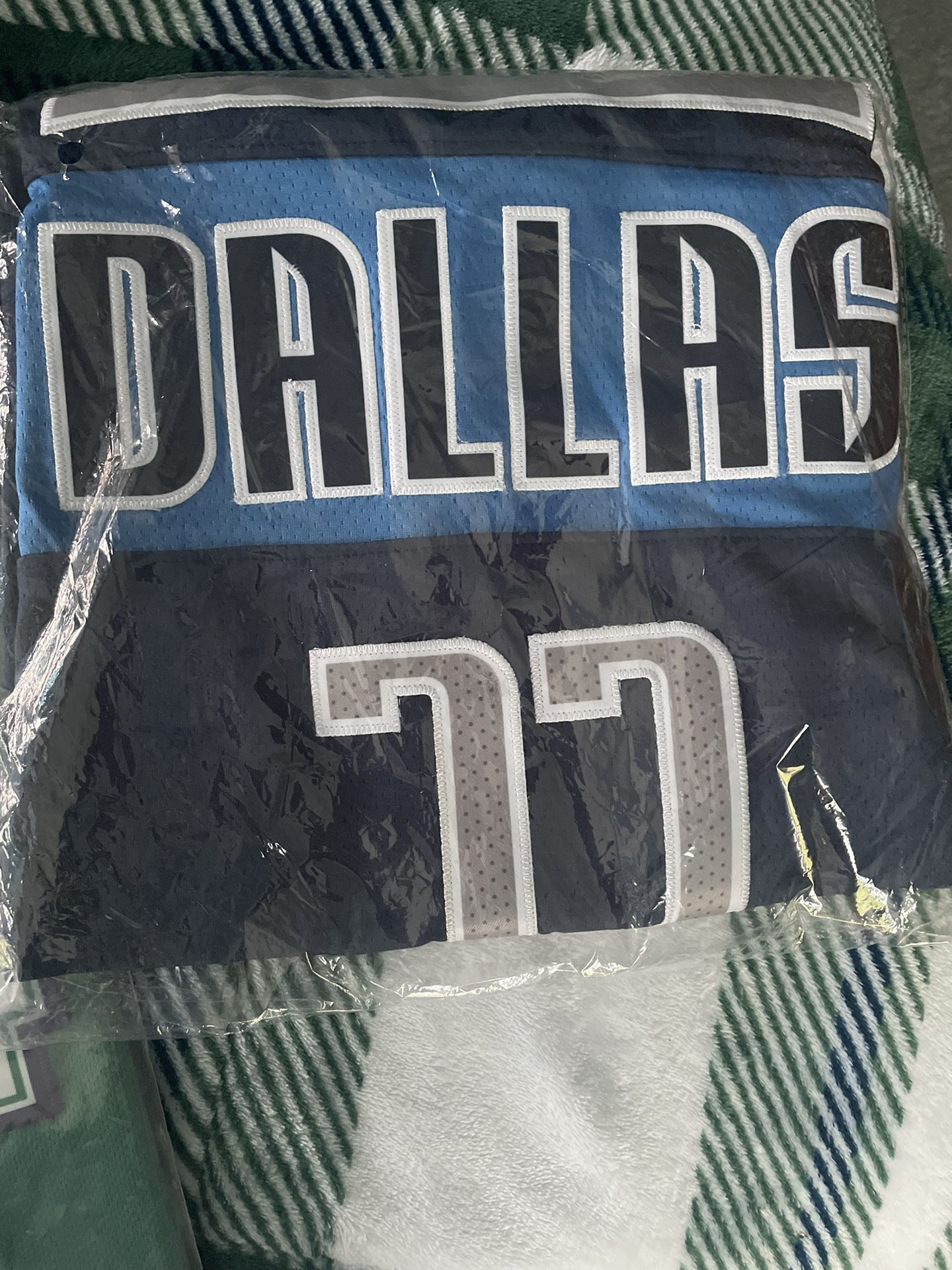 Luca Doncic Jersey 