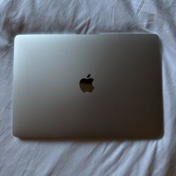 Apple MacBook Pro 13-inch (M1, 8GB RAM, 256GB SSD) – Very Good Condition